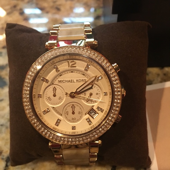 Michael Kors watch - Picture 2 of 5
